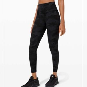 Lululemon Wunder Train size 4